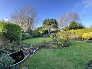 Photo 6- click for photo gallery